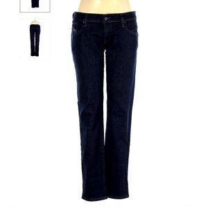 Diesel classic dark wash NWOT low rise skinny jeans - size 29